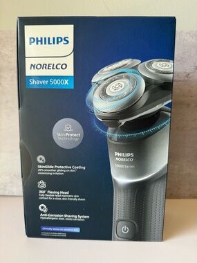 Philips Norelco Shaver 5000X - Blue and Gray